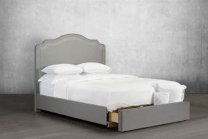 Alternative view of R193 Bed