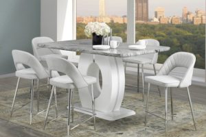 Walden Dining Pub Series