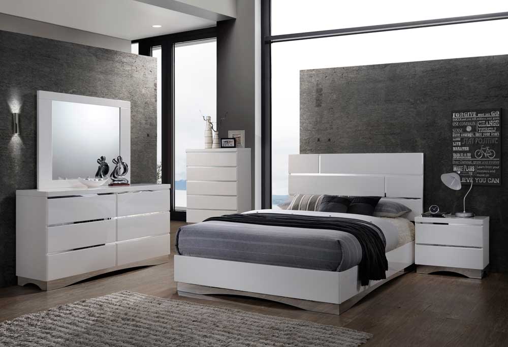 Stoney White Bedroom Set