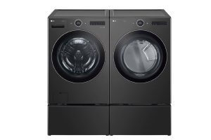 LG WM6700HBA & DLEX6700B Washer Dryer