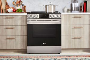 Alternative view of LG LSEL6333F Stove