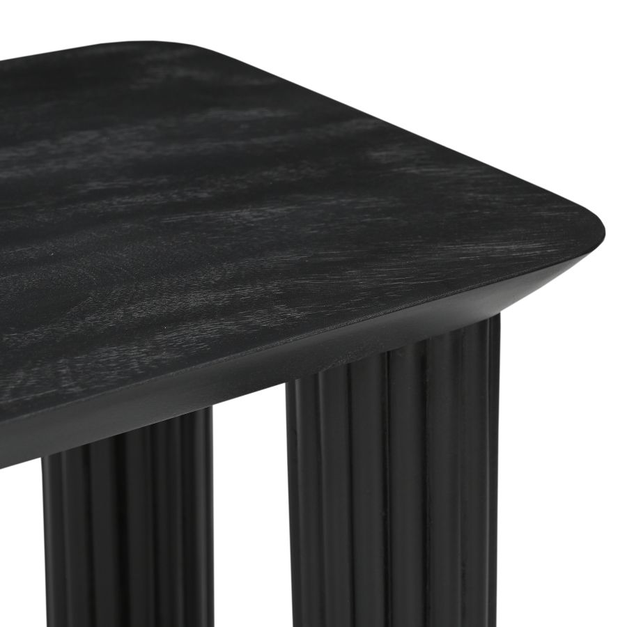 Sangra Console Table in Black - Image 3