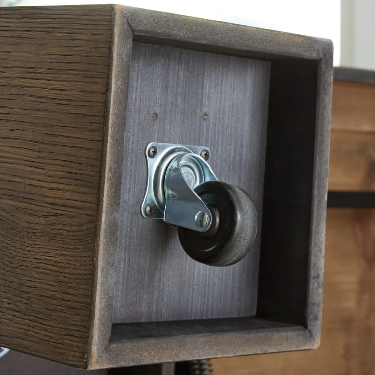 Rosswain Lift Top Cocktail Table - Image 7