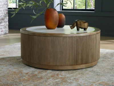 Camdill Coffee Table - Image 2