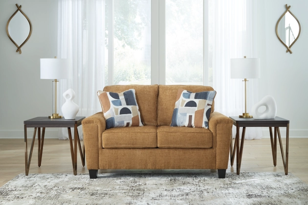 Erinslane Sofa - Image 3