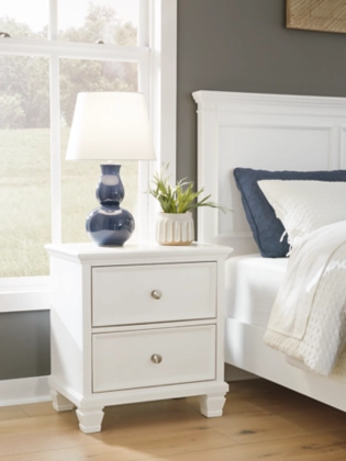 Fortman Queen Panel Bedroom Set - Image 9