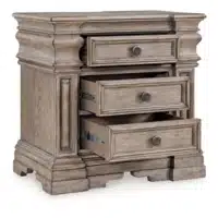 Blairhurst Bedroom Set - Image 10